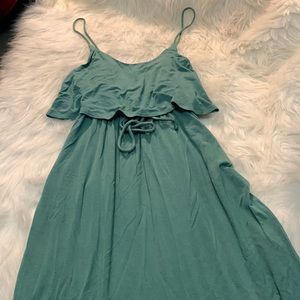 Dordor green dress